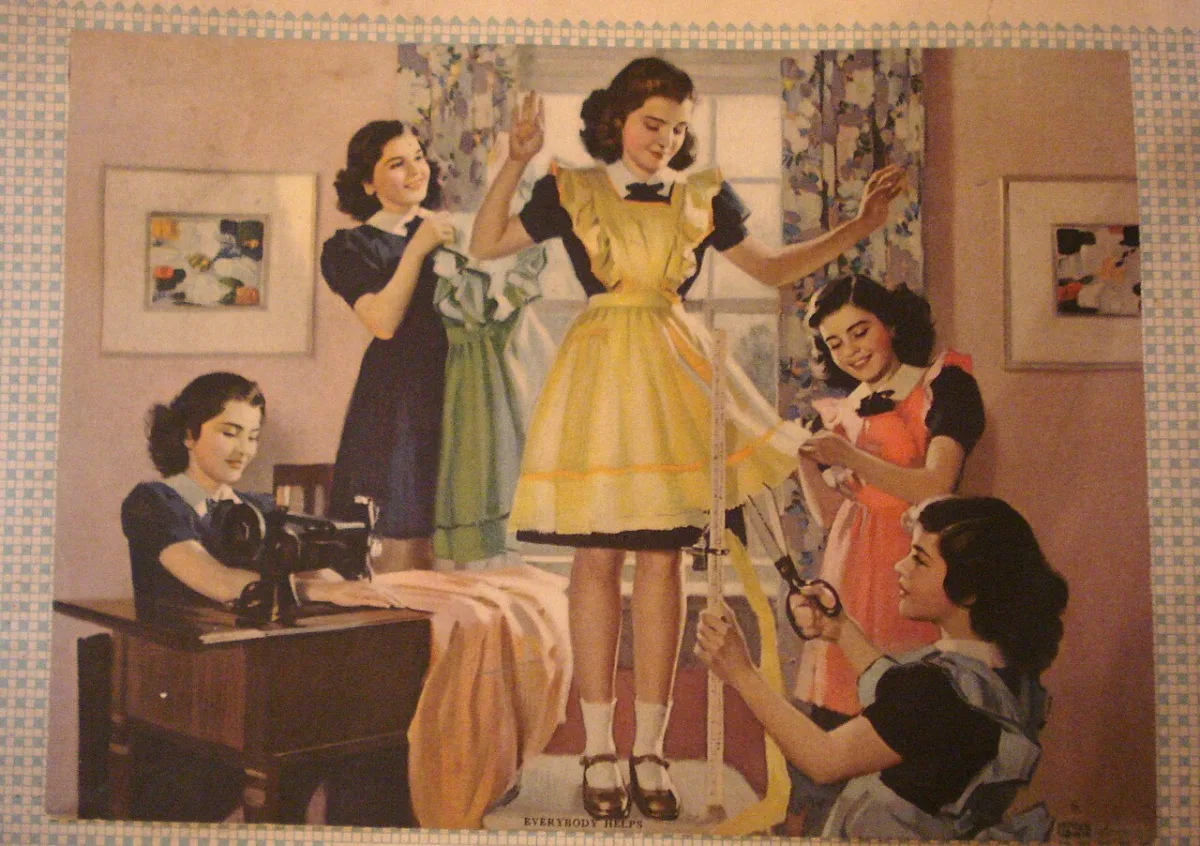 Illustratie uit de jaren veertig van vrouwen die een jurk passen en naaien